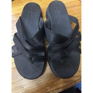 Skechers Yoga Foam Women's Strappy Slip On Black Sandals Size 9 1/2 M